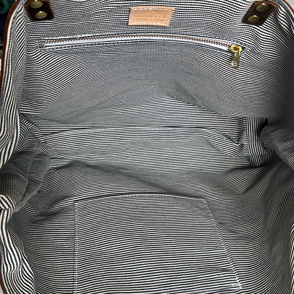 Umbrella Collective Distressed Leather Work Tote - Picture 6 of 6